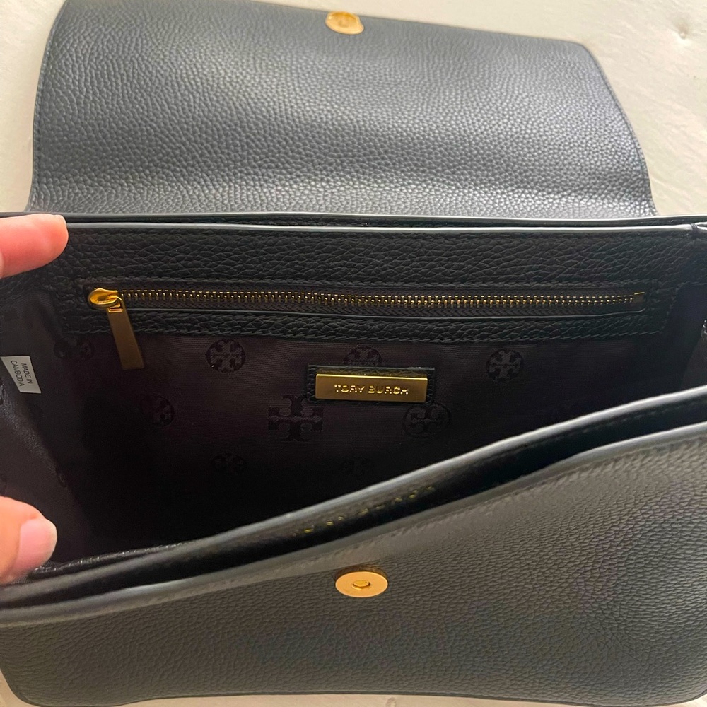 Authentic Tory Burch black bag Adjustable Shoulder Bag like new only removed tag - Picture 14 of 16